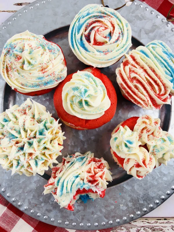 Red White and Blue Cupcakes cover