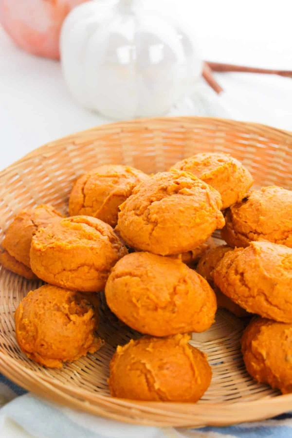 2 Ingredient Pumpkin Pie Spice Cookies cover
