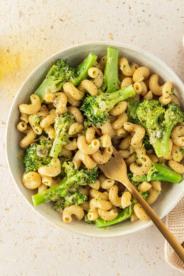 Broccoli Pasta cover