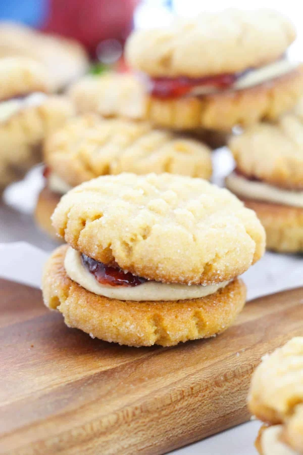 PBJ Sandwich Cookies cover