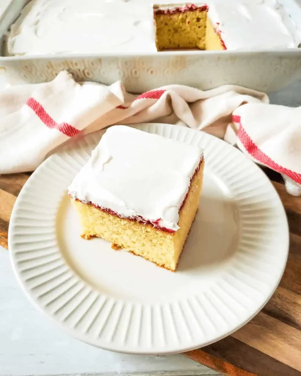 Vanilla Raspberry Cake cover