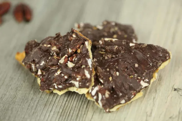 Saltine Crack Candy cover