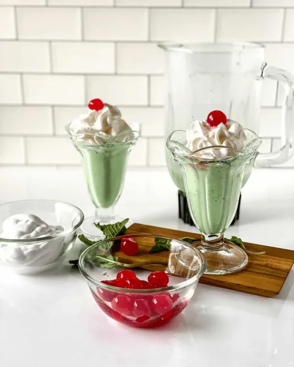 Copycat Shamrock Shake Recipe cover