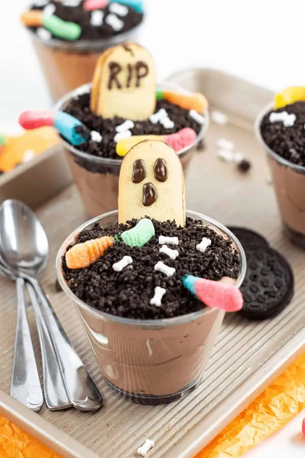 Halloween Dirt Pudding Cups cover