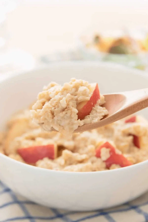 Apple Cinnamon Oatmeal cover