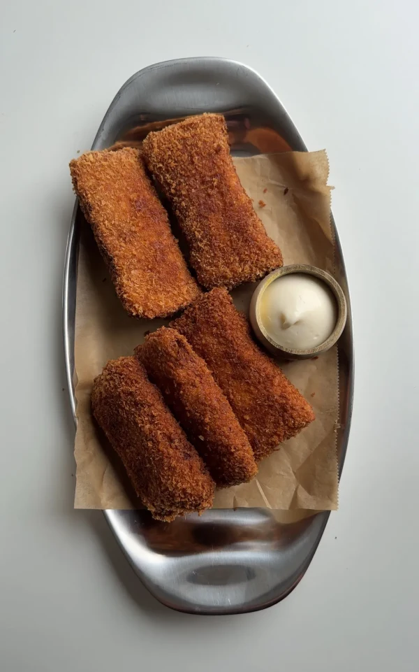 Crispy Chicken Fajita Bread Rolls cover