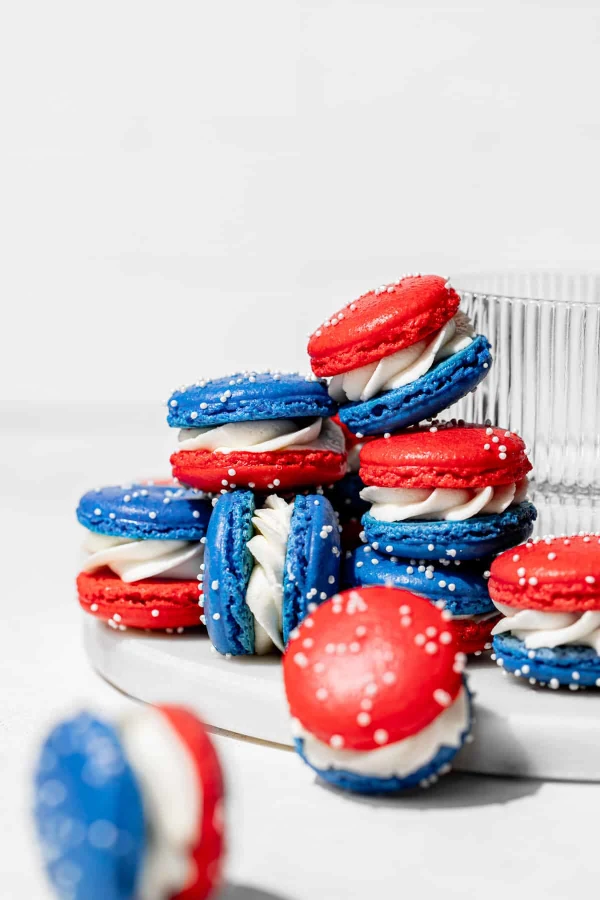 4th of July Macarons cover