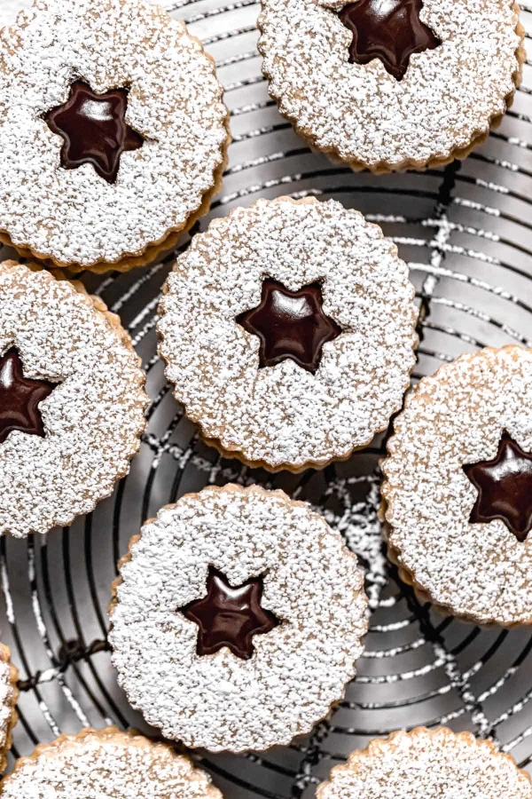 Chocolate Chai Linzer Cookies cover