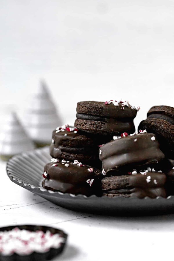 Chocolate Peppermint Sable Cookies cover