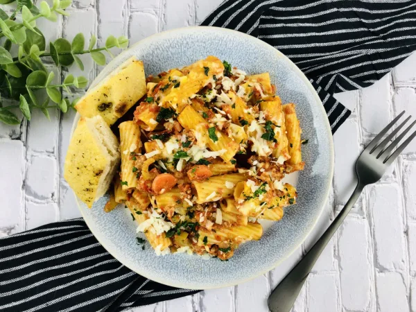 Pasta Bolognese Bake cover